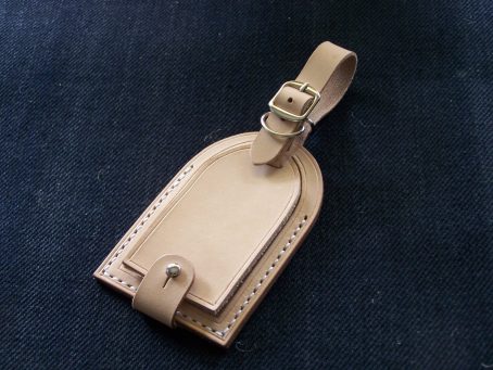 Keizo Luggage Tag / Tanda Pengenal Bagasi Kulit Vegtan.