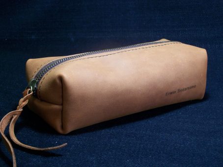 Leather Dopp Kit - Image 10