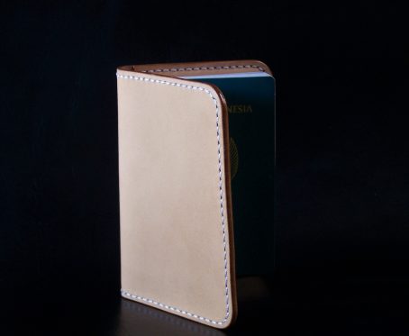 Pasport Holder