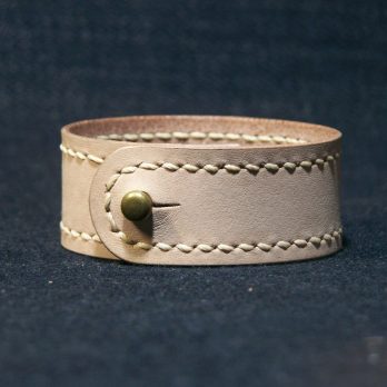 Gelang Kulit Simple II Jahit Tangan Handmade.