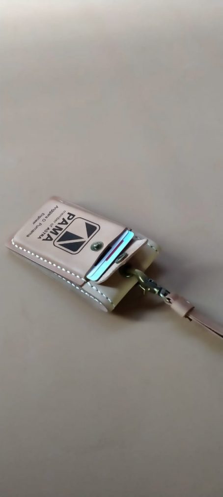 Keizo - Leather ID Card Holder - Pocket 01 - Image 3