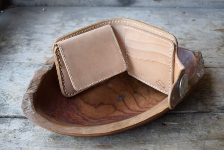Dompet Kulit Bifold VIII-03 ( Concho + Photo Slot Polos )
