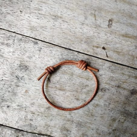 Gelang Kulit Simple IX Simpul - Image 4