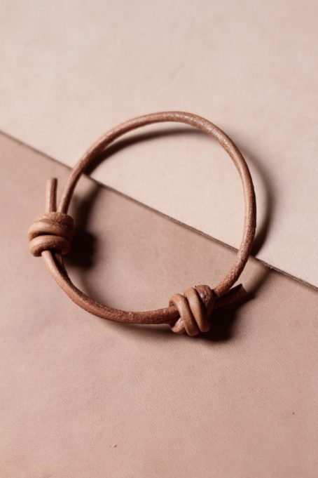 Gelang Kulit Simple IX Simpul - Image 2