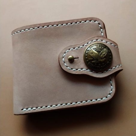 Dompet Kulit Bifold VIII-04 ( Concho + Photo Slot Extra )