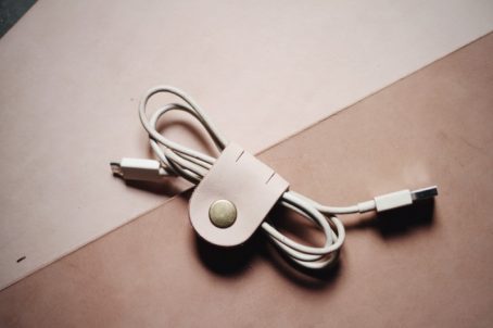 Keizo Leather - Cable Clip Klip Kabel Kulit Vegtan - Natural - Image 3
