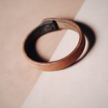 KEIZO leather Bracelets  Simple V