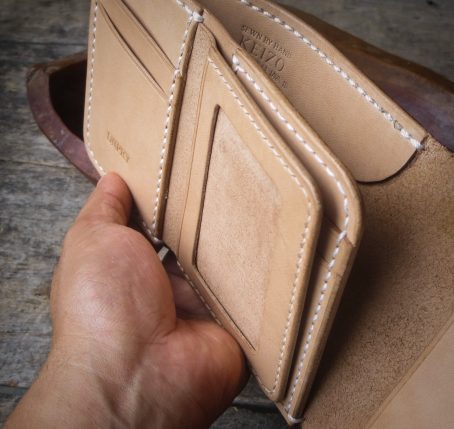 Keizo Mini Middle Leather Wallet IV - 02 Dompet Kulit Vertikal Vegtan - Image 17